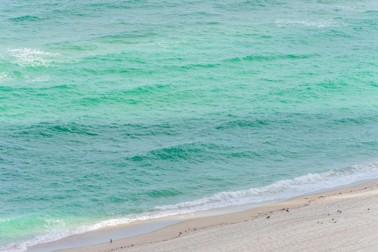 Hotel International Beach Tump Resort Ocean View 1100 Sf 1 Bed 1Bth Privately Owned Sunny Isles Miami Beach Exterior photo